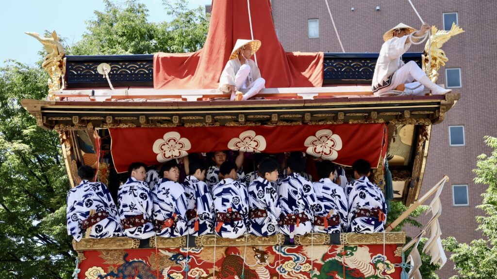 祇園祭 山鉾巡行 屋根方 囃子方 