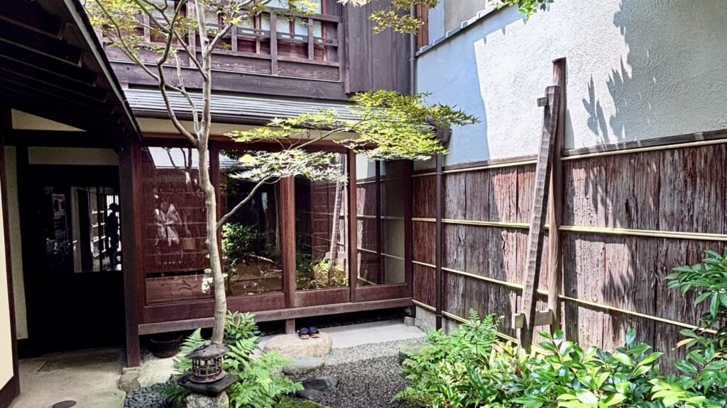 京町家 釜座町町家 中庭 坪庭